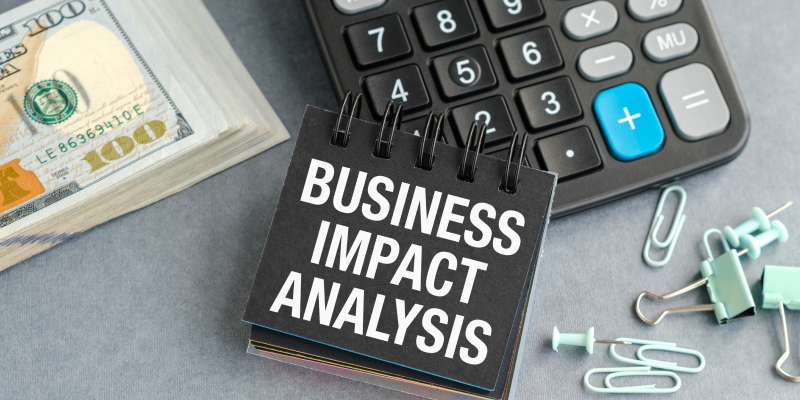 A detailed infographic explaining how business impact analysis in IT planning identifies critical functions and assesses operational damage during disruptions.