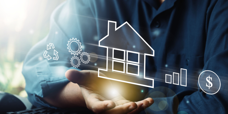 A real estate agent, accompanied by growth icons, highlights the crucial role of MSPs in real estate.
